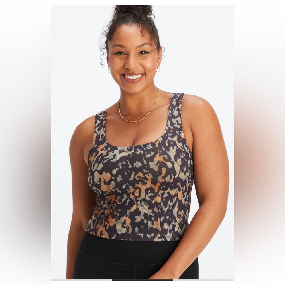 Oasis Twist Built In Bra Tank Wild Camo